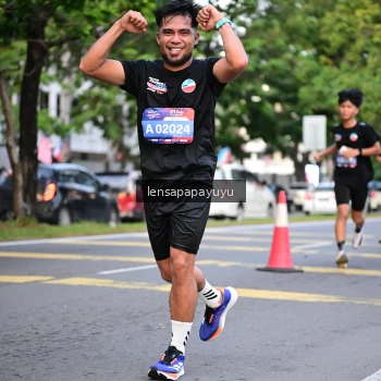Runner Photo 3949365