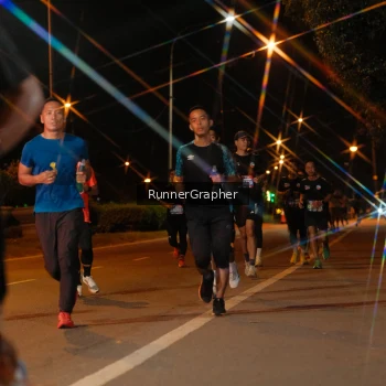 Runner Photo 3949453