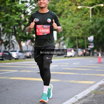 Runner Photo 3949543