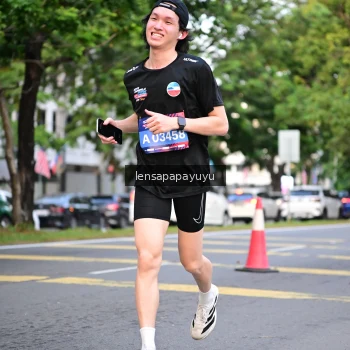 Runner Photo 3949635