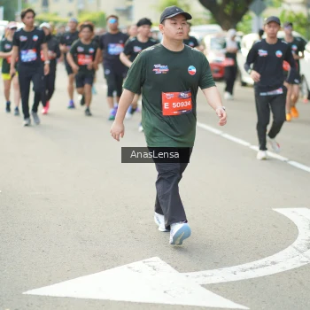 Runner Photo 3949651