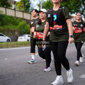 Runner Photo 3949825