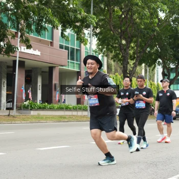 Runner Photo 3949838