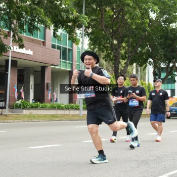 Runner Photo 3949846