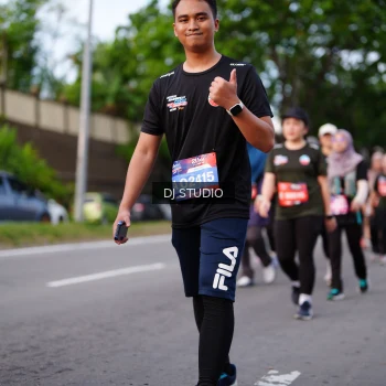 Runner Photo 3949895