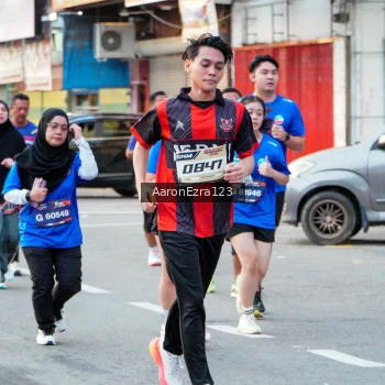 Runner Photo 3949897