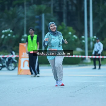 Runner Photo 3949933