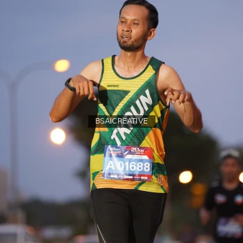 Runner Photo 3950003