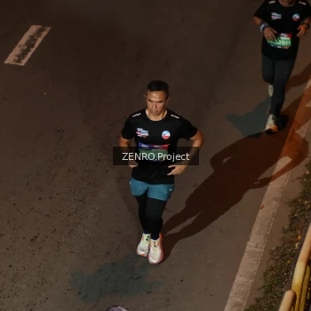 Runner Photo 3950020