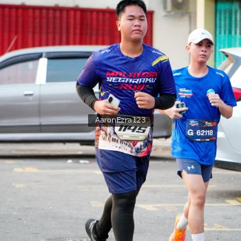 Runner Photo 3950022
