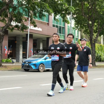 Runner Photo 3950233