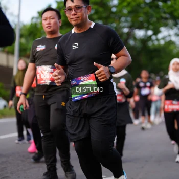 Runner Photo 3950502