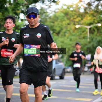 Runner Photo 3950515