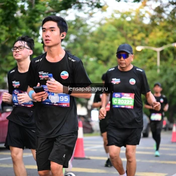 Runner Photo 3950546