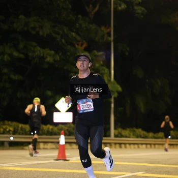 Runner Photo 3951014