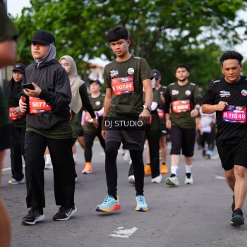 Runner Photo 3951322