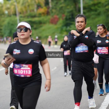 Runner Photo 3951543