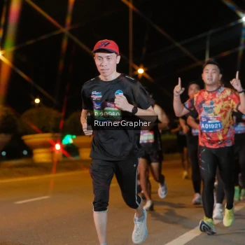Runner Photo 3951544