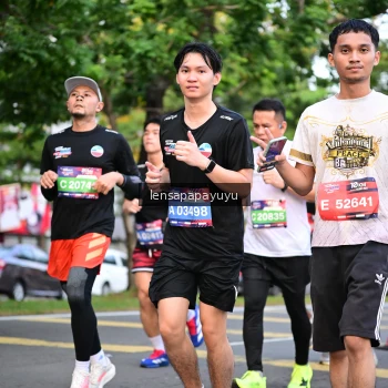 Runner Photo 3951687