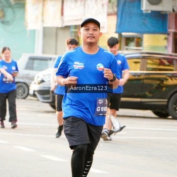 Runner Photo 3951707