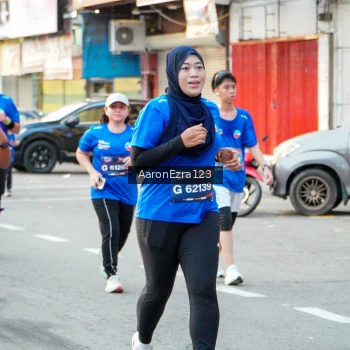 Runner Photo 3951713