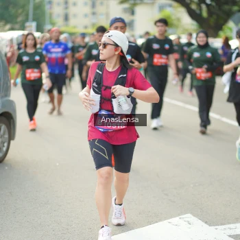 Runner Photo 3951715