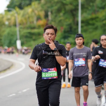 Runner Photo 3951972