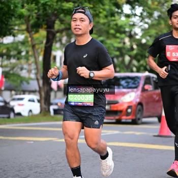 Runner Photo 3952079