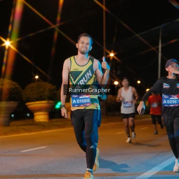 Runner Photo 3952290