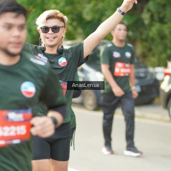 Runner Photo 3952430