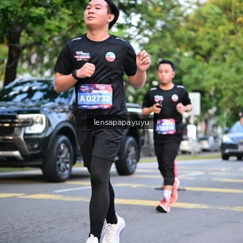 Runner Photo 3952501