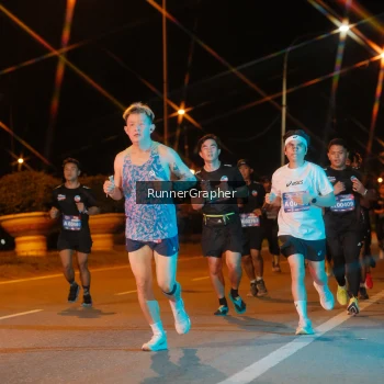 Runner Photo 3952629
