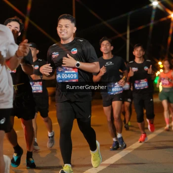 Runner Photo 3952673