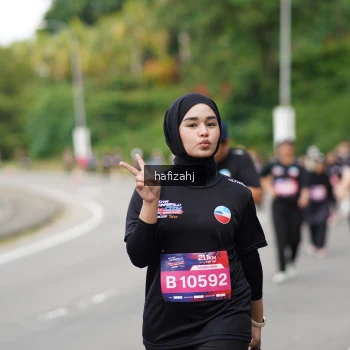 Runner Photo 3952676