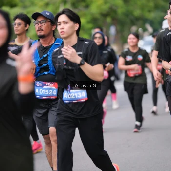 Runner Photo 3952680