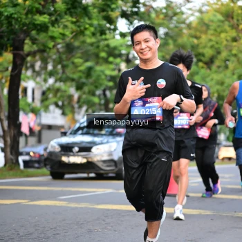 Runner Photo 3952745
