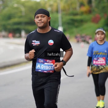 Runner Photo 3952965