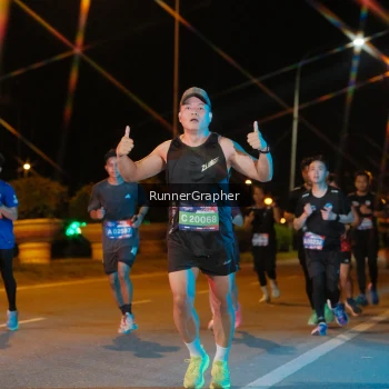 Runner Photo 3953384