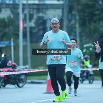 Runner Photo 3953585