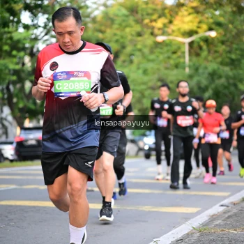 Runner Photo 3953600