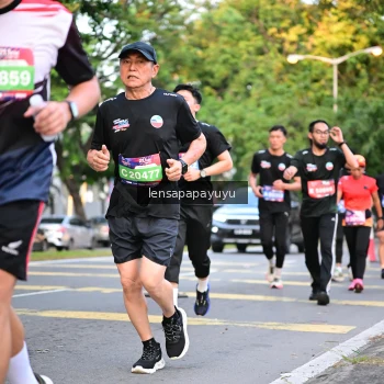 Runner Photo 3953617