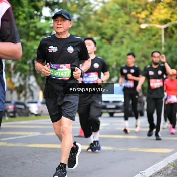 Runner Photo 3953666