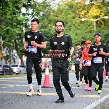 Runner Photo 3953672
