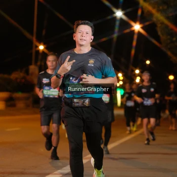 Runner Photo 3953777