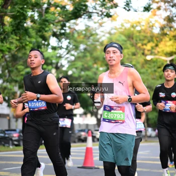 Runner Photo 3953873