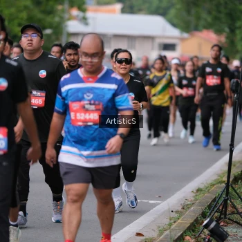 Runner Photo 3953951