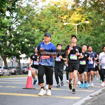 Runner Photo 3953959