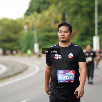 Runner Photo 3954012
