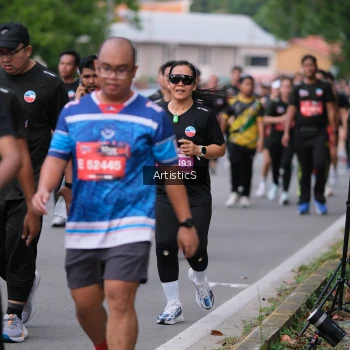 Runner Photo 3954024