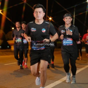 Runner Photo 3954044